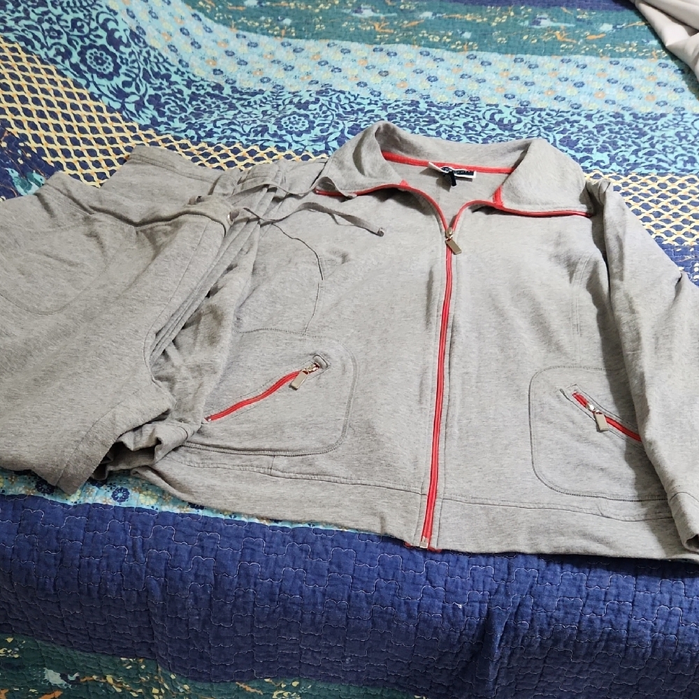 Karen Scott Gray Track Pants & Jacket Set with Red Accents